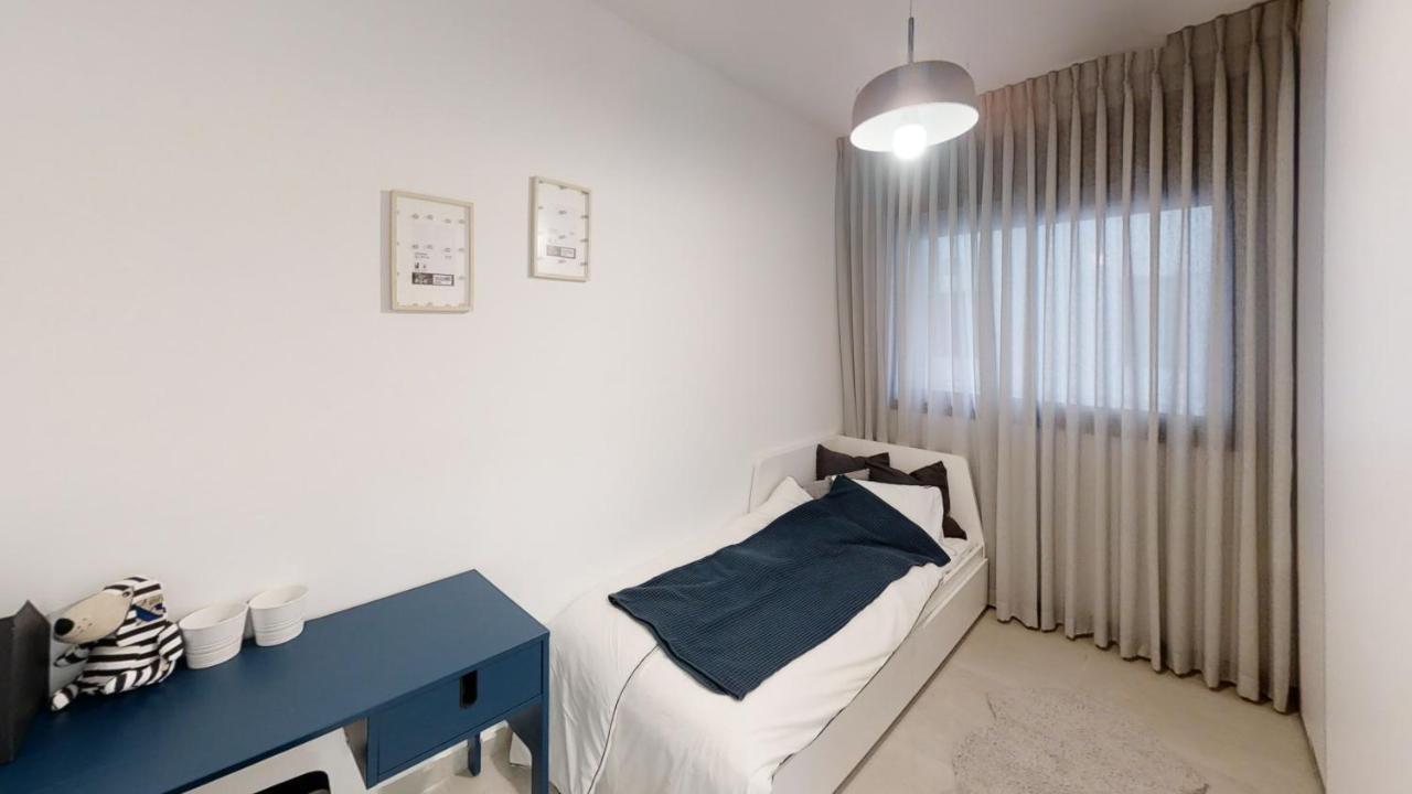 Luxury 3&4 Bedroom New Apartments - Close To The Beach & Bahai Gardens Haifa Eksteriør bilde