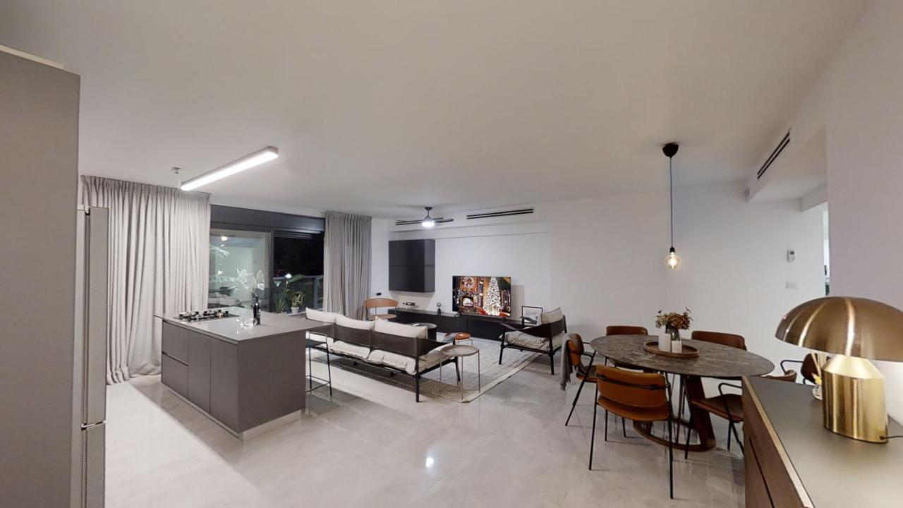 Luxury 3&4 Bedroom New Apartments - Close To The Beach & Bahai Gardens Haifa Eksteriør bilde