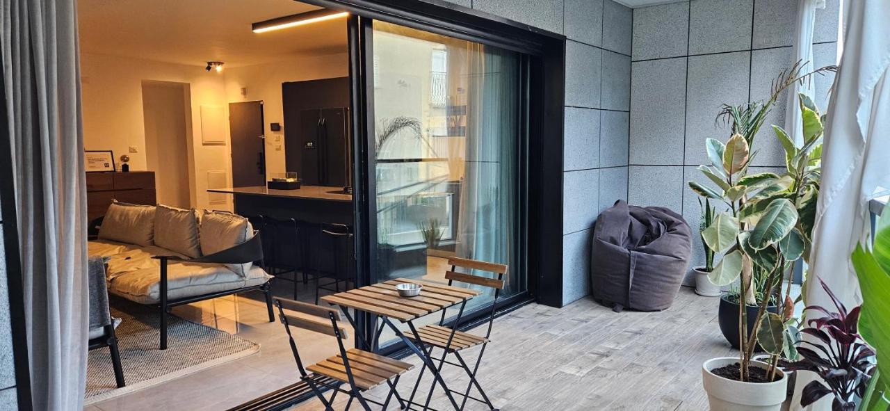 Luxury 3&4 Bedroom New Apartments - Close To The Beach & Bahai Gardens Haifa Eksteriør bilde